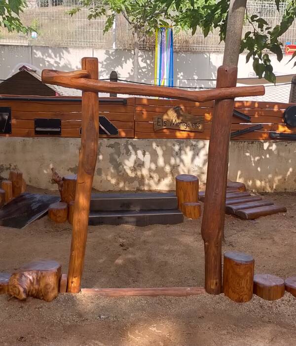 Arenero de Dos Niveles